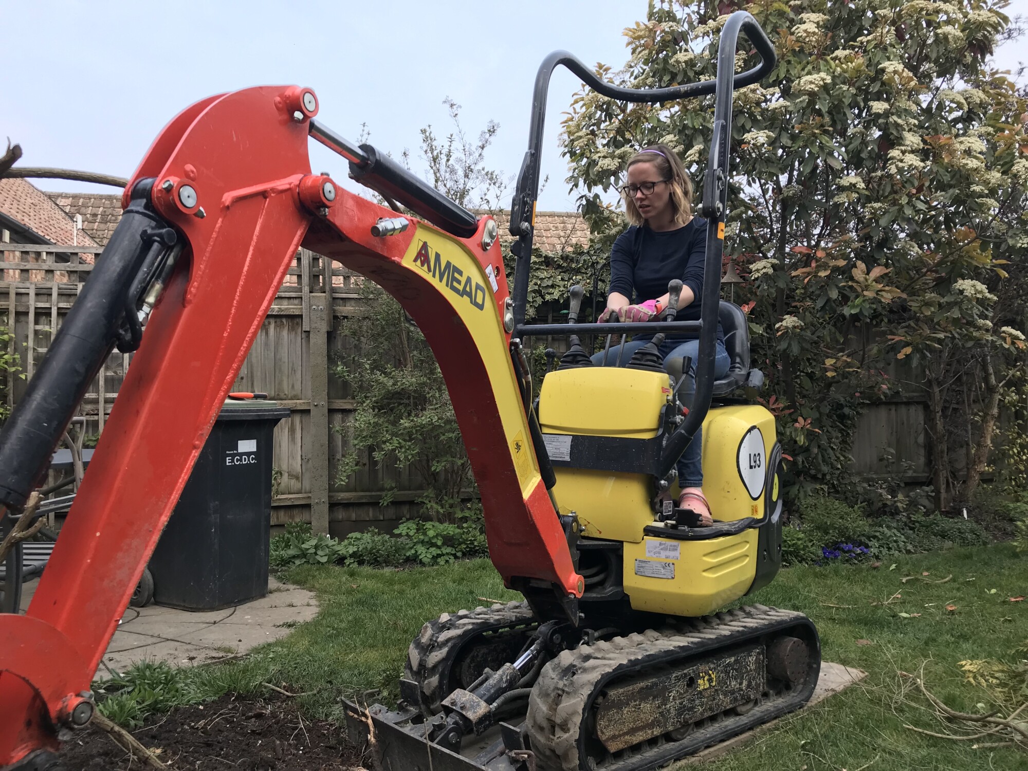 1 tonne Microdigger Mead Construction